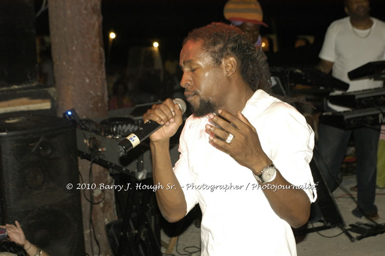 JAH Cure - Live In Concert @ Negril Escape Resort and Spa, December 15, 2009, One Love Drive, West End, Negril, Westmoreland, Jamaica W.I. - Photographs by Net2Market.com - Barry J. Hough Sr, Photographer/Photojournalist - Negril Travel Guide, Negril Jamaica WI - http://www.negriltravelguide.com - info@negriltravelguide.com...!