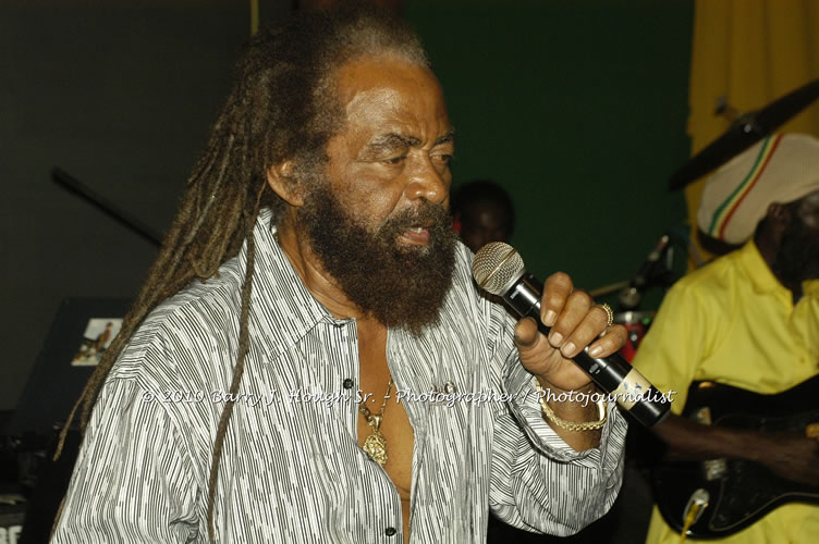 John Holt - Live in Concert - Also featuring Uprising Bank, plus DJ Gemini @ One Love Reggae Concerts Series 09/10 @ Negril Escape Resort & Spa, February 9, 2010, One Love Drive, West End, Negril, Westmoreland, Jamaica W.I. - Photographs by Net2Market.com - Barry J. Hough Sr, Photographer/Photojournalist - The Negril Travel Guide - Negril's and Jamaica's Number One Concert Photography Web Site with over 40,000 Jamaican Concert photographs Published -  Negril Travel Guide, Negril Jamaica WI - http://www.negriltravelguide.com - info@negriltravelguide.com...!