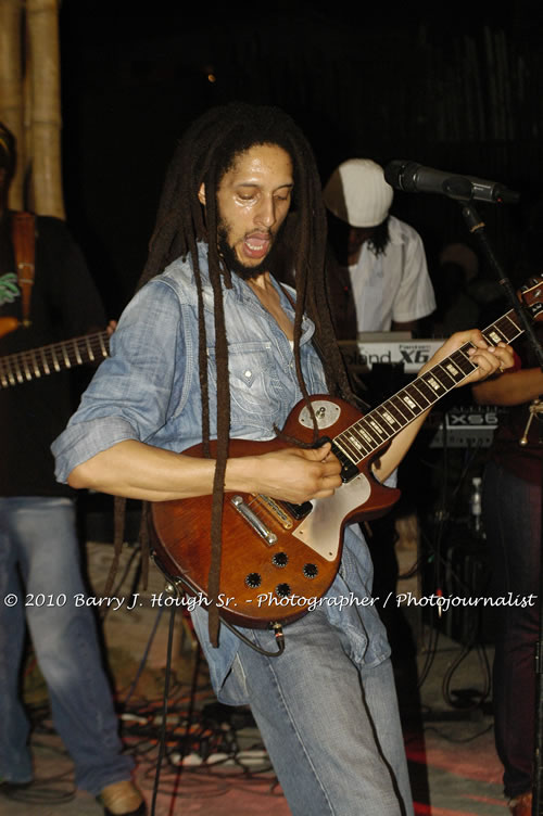 Julian Marley - Grammy Nominee & Son of the Legend Bob Marley - Live in Concert - Also featuring Ras Noble, Power Drill, Iron Head, & Robin Banks - Backing Band Roots Warrior, plus DJ Gemini @ One Love Reggae Concerts Series 09/10 @ Negril Escape Resort & Spa, February 2, 2010, One Love Drive, West End, Negril, Westmoreland, Jamaica W.I. - Photographs by Net2Market.com - Barry J. Hough Sr, Photographer/Photojournalist - The Negril Travel Guide - Negril's and Jamaica's Number One Concert Photography Web Site with over 40,000 Jamaican Concert photographs Published -  Negril Travel Guide, Negril Jamaica WI - http://www.negriltravelguide.com - info@negriltravelguide.com...!