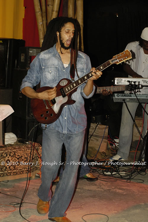 Julian Marley - Grammy Nominee & Son of the Legend Bob Marley - Live in Concert - Also featuring Ras Noble, Power Drill, Iron Head, & Robin Banks - Backing Band Roots Warrior, plus DJ Gemini @ One Love Reggae Concerts Series 09/10 @ Negril Escape Resort & Spa, February 2, 2010, One Love Drive, West End, Negril, Westmoreland, Jamaica W.I. - Photographs by Net2Market.com - Barry J. Hough Sr, Photographer/Photojournalist - The Negril Travel Guide - Negril's and Jamaica's Number One Concert Photography Web Site with over 40,000 Jamaican Concert photographs Published -  Negril Travel Guide, Negril Jamaica WI - http://www.negriltravelguide.com - info@negriltravelguide.com...!