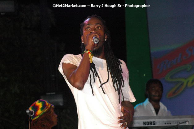 Beeniw Man & Barbee  - Red Stripe Reggae Sumfest 2007 - Zenith - Saturday, July 21, 2007 - Catherine Hall, Montego Bay, St James, Jamaica W.I. - Negril Travel Guide, Negril Jamaica WI - http://www.negriltravelguide.com - info@negriltravelguide.com...!