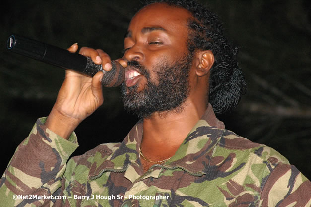 Tarrus Riley, Jimmy Riley, and Dwayne Stephensen - Money Cologne Promotions in association with "British Link Up" presents Summer Jam featuring She's Royal Tarrus Riley & Jimmy Riley - Plus Ras Slick, Sham Dawg, and Whiskey Bagio @ Roots Bamboo, Norman Manley Boulevard, Negril, Jamaica W.I. - Backed up Dean Fraser & The Hurricanne Band - MC Barry G and Rev. BB - July 25, 2007 - Negril Travel Guide.com, Negril Jamaica WI - http://www.negriltravelguide.com - info@negriltravelguide.com...!