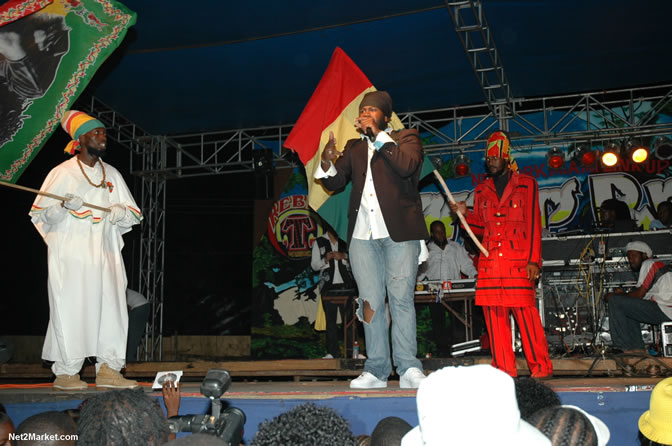 Fantan Mojah - Spring Break 2005 -  6th Anniversary - All Day - All Night - Photo Gallery - Sunday, March 13th - Long Bay Beach, Negril Jamaica - Negril Travel Guide, Negril Jamaica WI - http://www.negriltravelguide.com - info@negriltravelguide.com...!