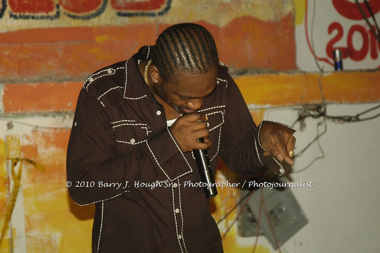 Busy Signal & Kip Rich- Also featuring: Mona Lisa and Crystal Axe @ Striptease Night Club, Scrub-A-Dub Car Wash, , Whitehall, Negril, Westmoreland, Jamaica W.I. - Photographs by Net2Market.com - Barry J. Hough Sr, Photographer/Photojournalist - The Negril Travel Guide - Negril's and Jamaica's Number One Concert Photography Web Site with over 40,000 Jamaican Concert photographs Published -  Negril Travel Guide, Negril Jamaica WI - http://www.negriltravelguide.com - info@negriltravelguide.com...!