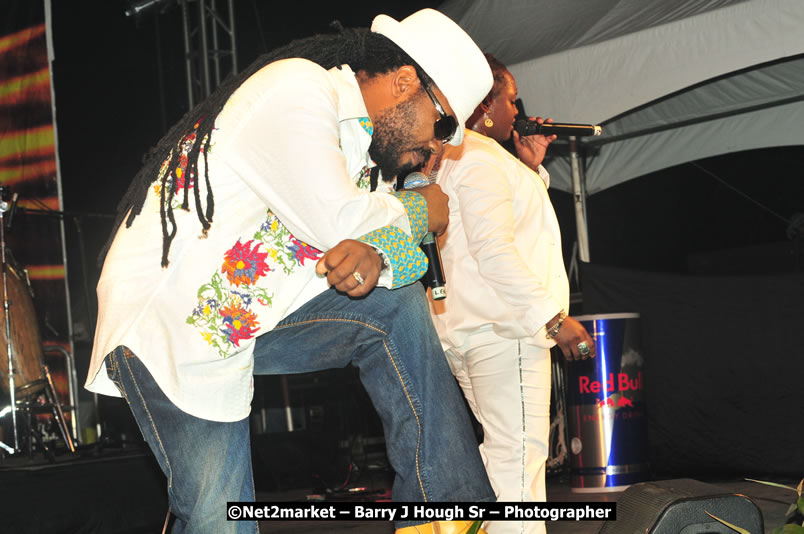 Unite The People An International Reggae Fest, Featuring: Beres Hammond, Coco T, Queen Ifrica, Khalil, Cameal Davis, Iley Dread, Rochelle, Geoffrey Star, Ras Penco, Kool DeLoy, Otis Gayle, J.McKay, Tiney Winey, Venue at Norman Manley Boulevard, Negril, Westmoreland, Jamaica - Saturday, April 4, 2009 - Photographs by Net2Market.com - Barry J. Hough Sr, Photographer/Photojournalist - Negril Travel Guide, Negril Jamaica WI - http://www.negriltravelguide.com - info@negriltravelguide.com...!