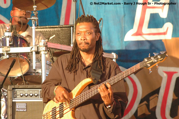 Luciano @ Western Consciousness 2007 - Presented by King of Kings Productons - Saturday, April 28, 2007 - Llandilo Cultural Centre, Savanna-La-Mar, Westmoreland, Jamaica W.I. - Negril Travel Guide, Negril Jamaica WI - http://www.negriltravelguide.com - info@negriltravelguide.com...!